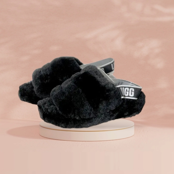 UGG Shoes - UGG PLUSH BLACK SLIPPERS NWT SIZE 8